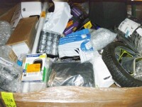 Pallet of Housewares, Hardware and Misc