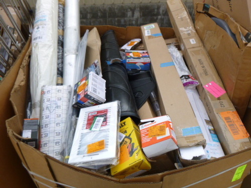 Pallet of Tools, Housewares, Hardware and Misc