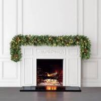 2.7 m (9 ft.) Pre-lit Garland with Dual Colour LED Lights New in Box $109.99