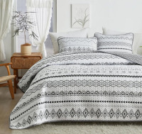 FlySheep 3-Piece Lightweight Bohemian Geometric King Quilt Set, Aztec White n Black Striped Bedspread/Coverlet, Durable & Fade Resistant Brushed Microfiber for All Season Similar to Picture New $219