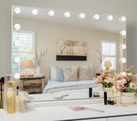 Fenchilin 32"x23" Vanity Mirror with 18 Bulbs Tabletop Wall Mount Metal White New In Box $299