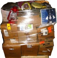 Pallet of Lighting, Housewares and Misc