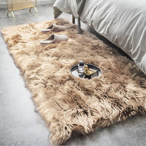 Mercer41 Malaiah Shag Faux Sheepskin Fur Area Rug in Beige, Rectangle 6' x 9' New $299