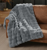 Frye Bubble Faux Fur 50" x 70" Throw Blanket New In Box $199