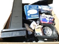Pallet of Lighting, Hardware and Misc