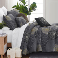 Southshore Fine Living, Inc. 6-Piece King/Cal-King Quilt Bedding Set Soft Fabric, Midnight Floral Black New In Box $299