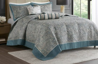 Madison Park 5pc Queen Charlotte Jacquard Bedspread Set with Throw Pillows Dark Teal Blue New In Box $299