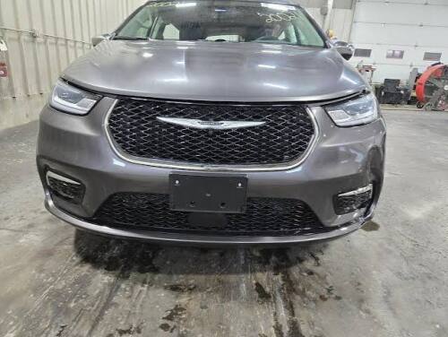 Doge Chrysler Pacifica 2023 Bumper in Black $499