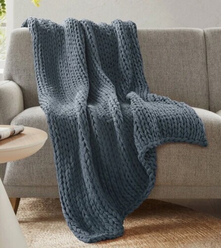 Kelly Clarkson Home Hand Made Chunky Double Knit Throw Blanket -Indigo $199