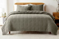 Lush D&eacute;cor Logan Stone Washed Cotton Quilt Sage 3Pc Set King/Cal King $299
