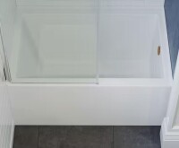 Swiss Madison 48 in. x 32 in. Right Drain Rectangular Alcove Bathtub in White New $699