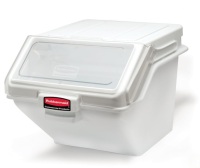Rubbermaid ProSave&reg; 200 Cup Ingredient Bin with Scoop New In Box $79