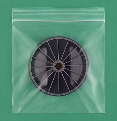 Uline 6 x 6" 4 Mil Reclosable Bags, 1000 Count New In Box