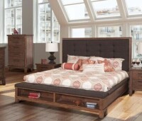 New Classic Furniture Cagney King Storage Bed (3 Boxes) New in Box $1199