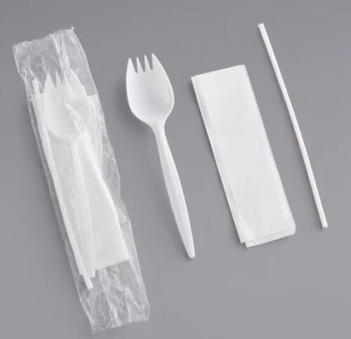 Berkley Square School Lunch Kit Includes Flork, Straw and Napkin, 1000 Count New In Box
