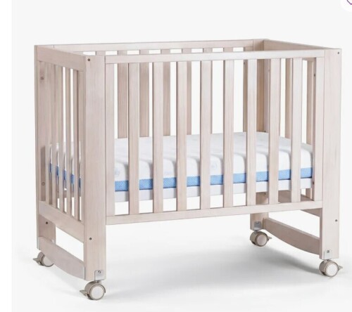 Mamazing 3-in-1 Greenguard Gold Certified Convertible Cradle to Mini Crib, New in Box $399