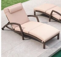 Denislawn BrownWicker Outdoor Chaise Lounge with Khaki Cushion New in Box $499