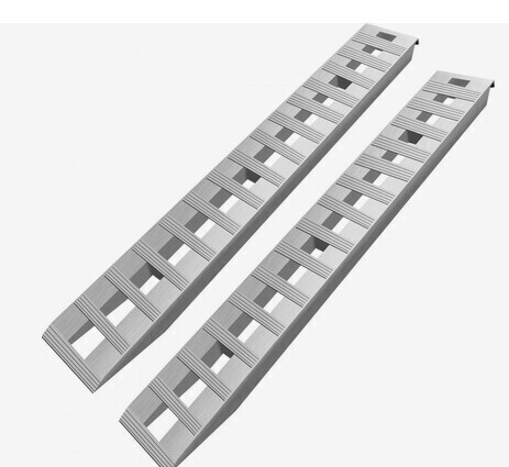 VEVOR 84x14 Inch Aluminum Ramps 6000LBS Capacity Car Trailer Truck ATV Ramps 1 Pair 2 Ramps New in Box $499