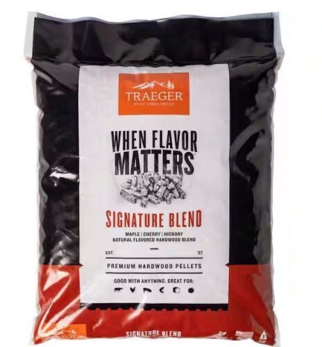 Traeger Signature Blend All-Natural Wood Grilling Pellets, 20 lb. Bag New $79