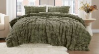 Brooklyn Loom 3-Piece King Bubble Faux Fur Comforter Set Green $299