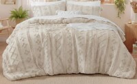 Bedsure Tufted Boho Queen Comforter Set &ndash; 3-Piece Bedroom Decor Bedding Set $199