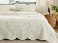 Bedsure Full/Queen 3-Piece Set Pre-Washed Quilt Set - Ultra Soft Bedspread New In Box $299