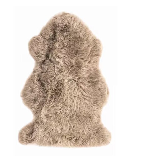 Natural Milan Vole 2 ft. x 3 ft. Shearling Single Sheepskin Area Rug New $99