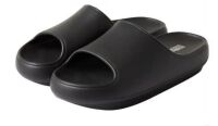 32 Degrees Pair of Unisex Cushion Slide Sandal -Black New in Box Size Small = Women's 6-7 / Men's 4-5