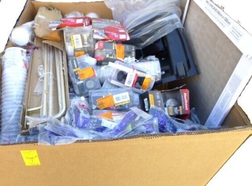 Pallet of Housewares, Holiday Items, Hardware and Misc