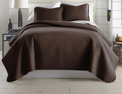 Southshore Fine Linens Vilano Oversized Quilt Set, Double-Brushed Microfiber Lightweight Quilted Bedding and 2 King Pillow Shams, King/California King, Chocolate Brown New In Box $299