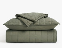 EverGrace 3-Piece Oversized Cal-King 100% Cotton Box Stitch Quilt Set $299